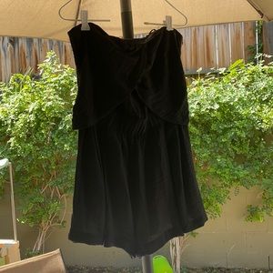 Elizabeth & James Black Romper Size 4 Strapless